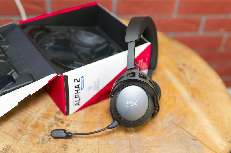 HyperX Cloud Alpha2 Wireless BatteryLife 1 HyperX Cloud Alpha2 Wireless BatteryLife 1