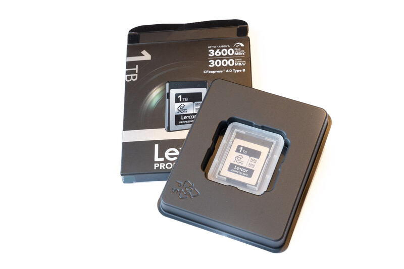 Lexar Karte CFexcpress TypB Silver 4 0 Lieferumfang