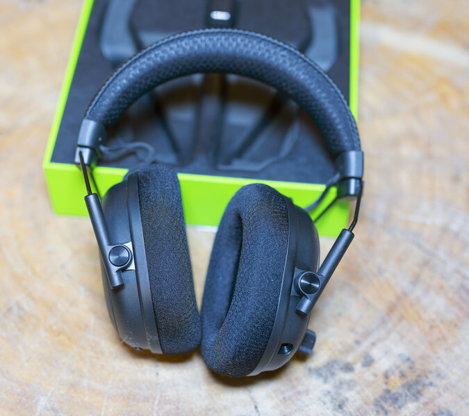 Razer BlackShark V3 Pro Seitenansicht Razer BlackShark V3 Pro Seitenansicht
