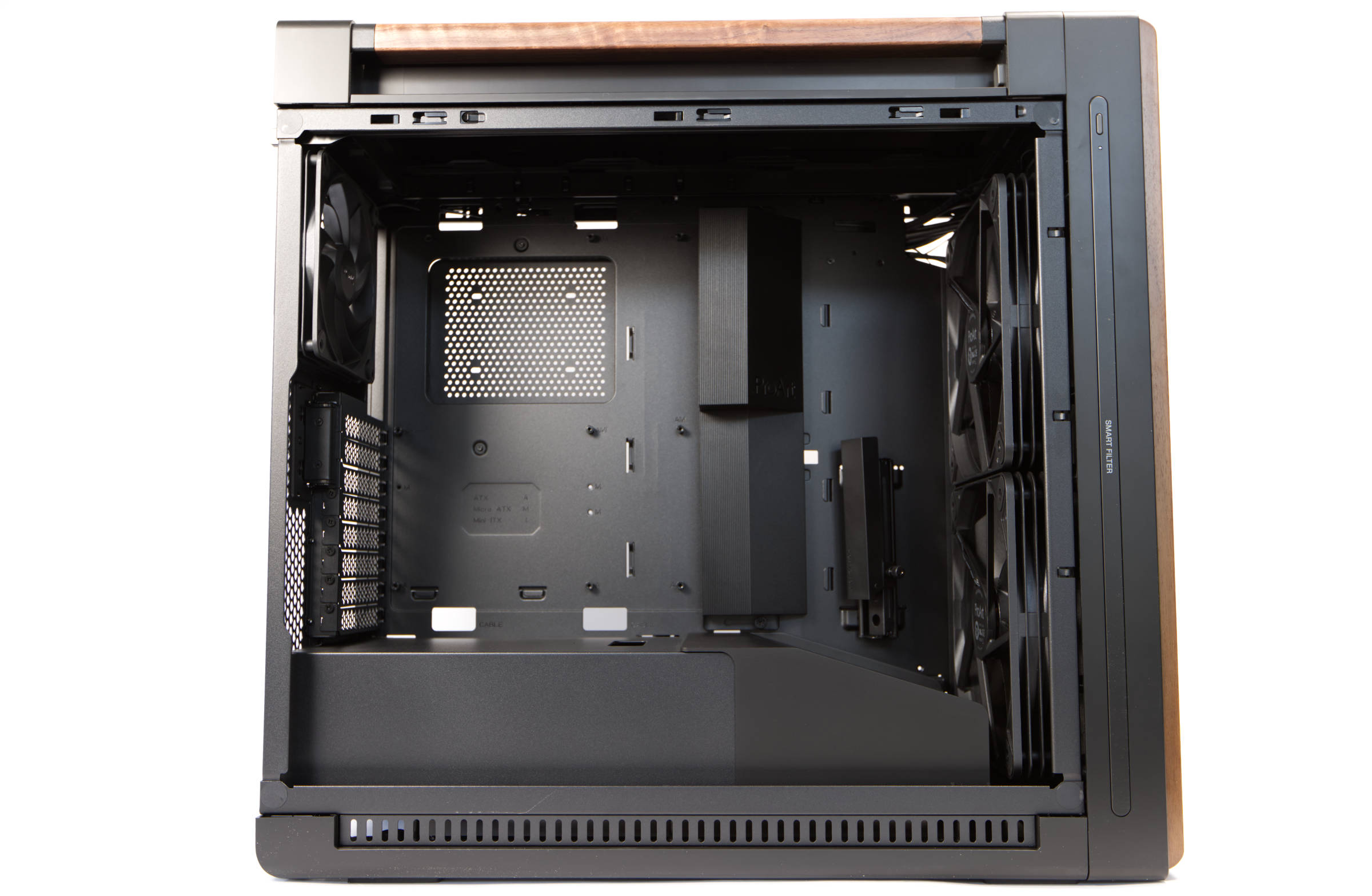 ASUS ProArt PA602 Wood Edition Innenaufbau