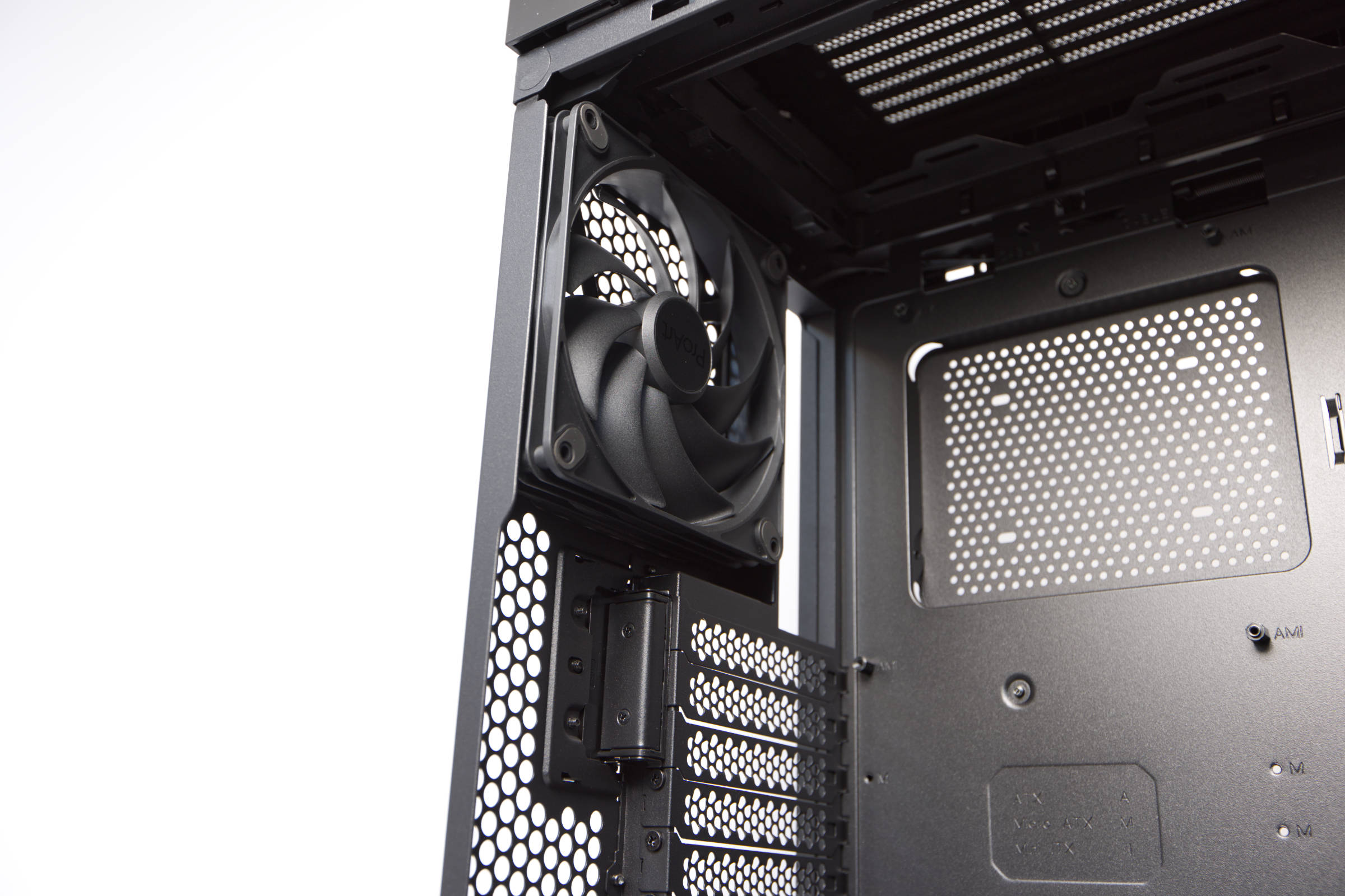 ASUS ProArt PA602 Wood Edition 120 mm Hecklüfter