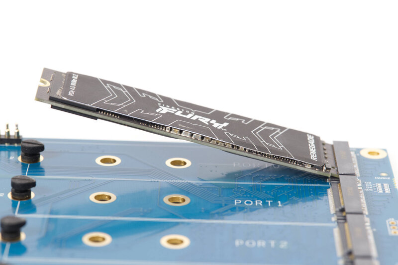 HighPoint Rocket 1604L NVMe Montage