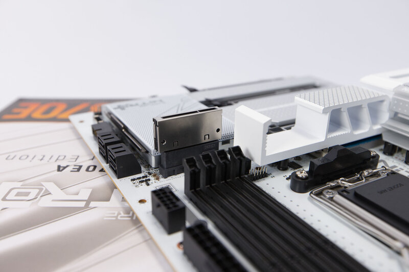 Sapphire Nitro X870EA PhantomLink Polar PhantomLink Brücke Sapphire Nitro X870EA PhantomLink Polar PhantomLink Brücke