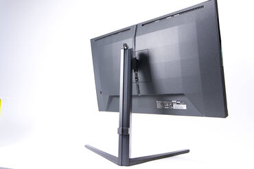 Philips Evnia 3000 27M2N3800A gedreht Philips Evnia 3000 27M2N3800A gedreht
