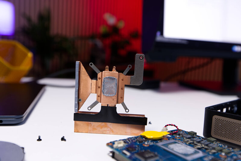 Sapphire EDGE AI Kühler mit WLP
