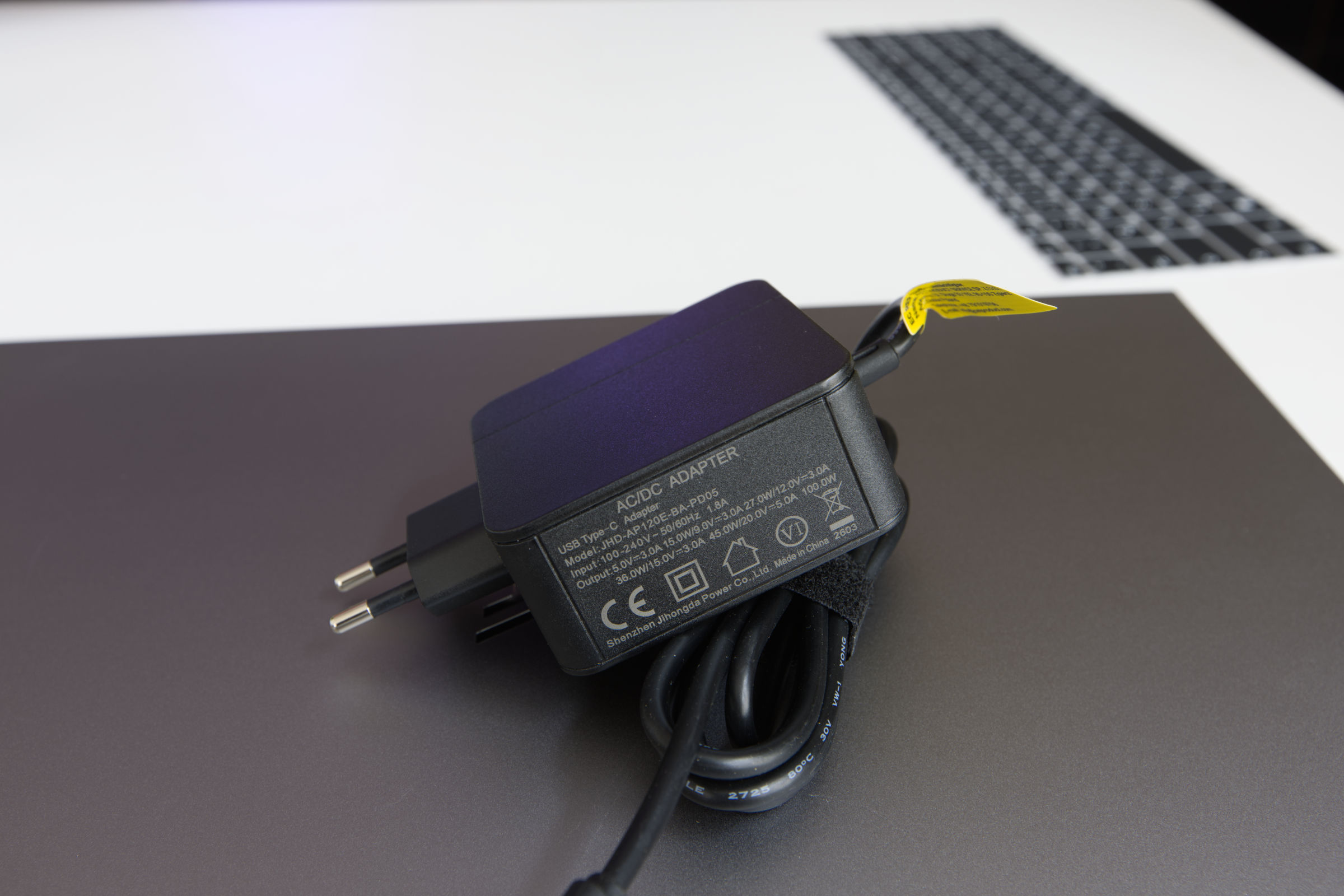 AceMagic RX16 R9 AC Adpter 2