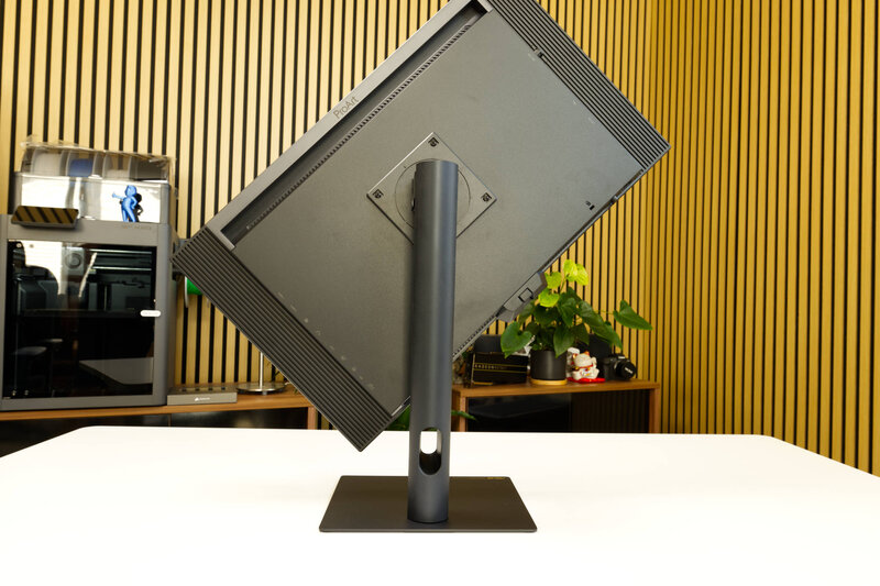 ASUS ProArt Display OLED PA27USD Drehung ASUS ProArt Display OLED PA27USD Drehung