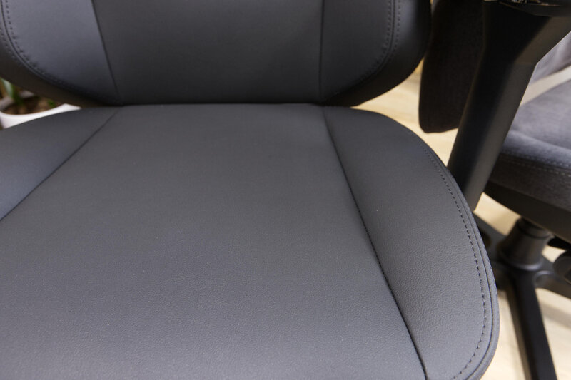 noblechairs AURA - Sitzfläche AtmoShell noblechairs AURA - Sitzfläche AtmoShell