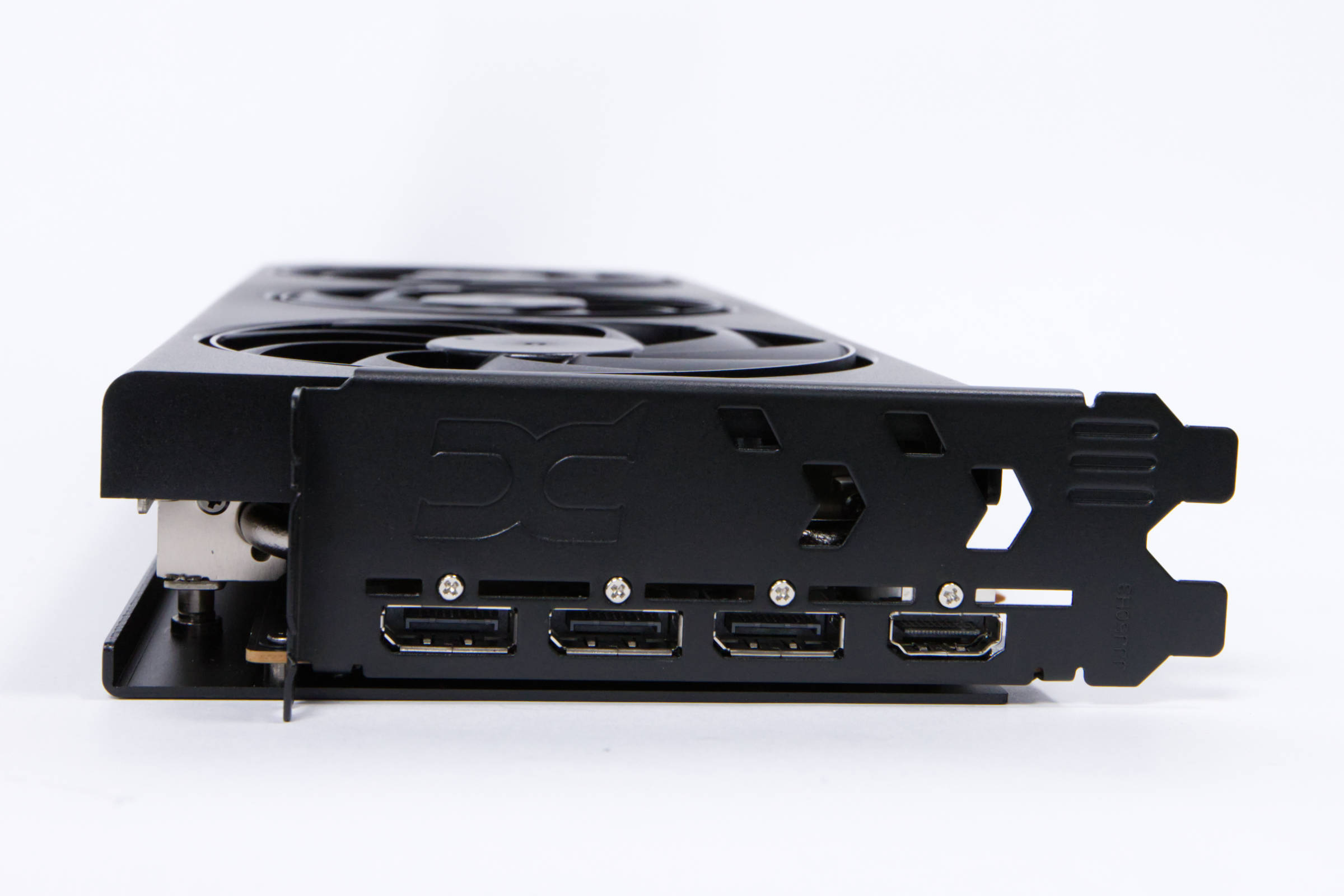 PowerColor Radeon RX 9070 Hellhound Anschlüsse
