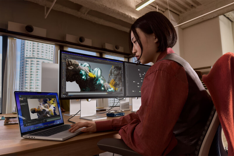 Apple Studio Display XDR
