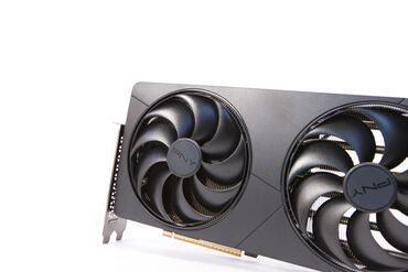 PNY GeForce RTX 5080 SLIM OC Lüfterdesign PNY GeForce RTX 5080 SLIM OC Lüfterdesign