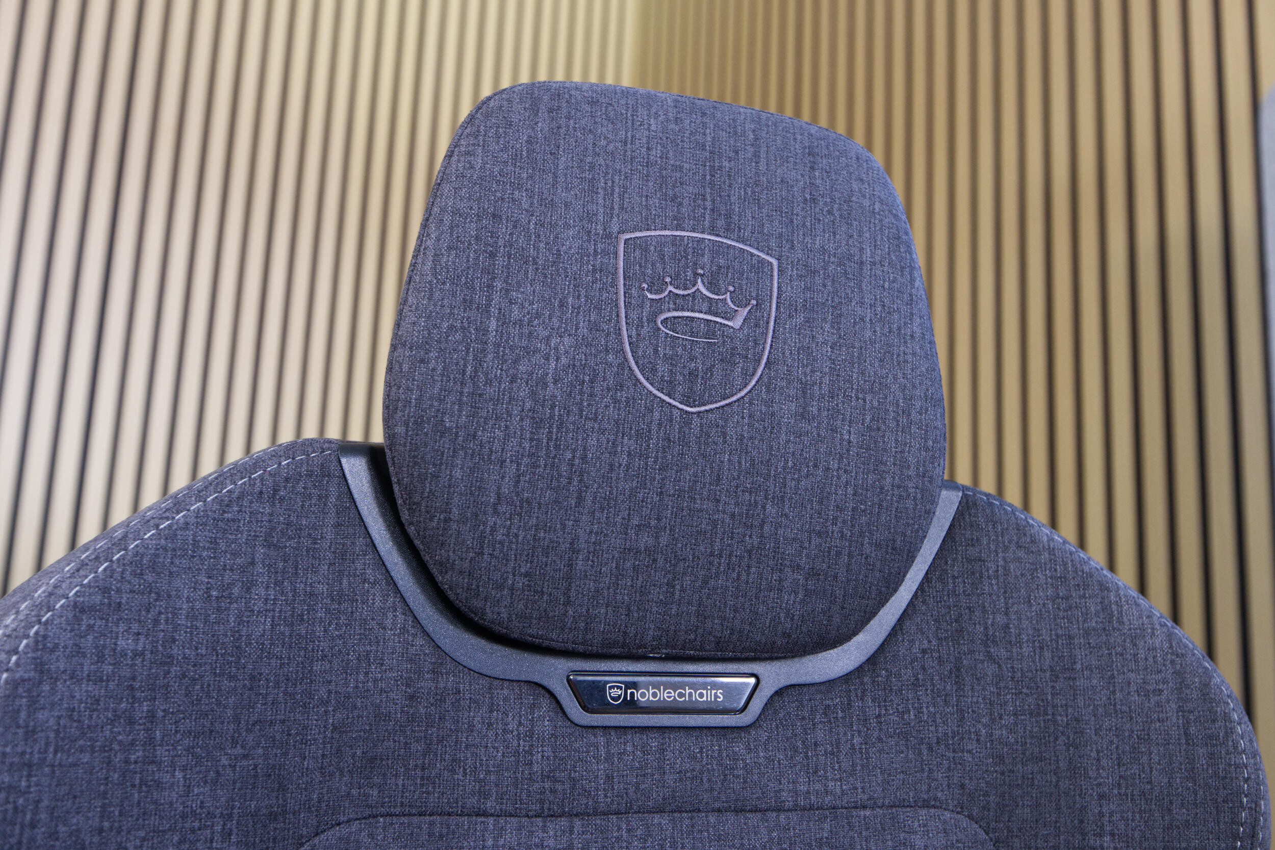 Hnoblechairs AURA - AtmoShell Schwarz kaufen