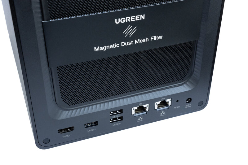 UGREEN DXP4800 GT Ports auf der Rückseite