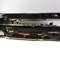 PowerColor AMD Radeon R9 285 Turbo Duo OC & ASUS Nvidia GeForce GTX 750ti OC (Bottom Ansicht)