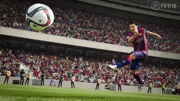 FIFA 16 gegen PES 2016: Der erste Eindruck im Vergleich