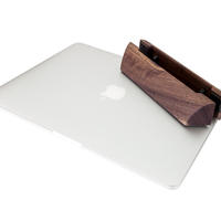 grovemade-walnut-macbook-dock