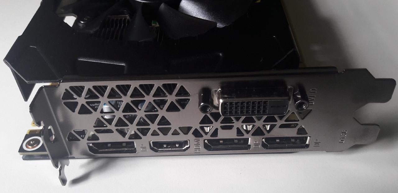 KFA2 GeForce GTX 1080 EXOC Slotblech  Bild © PCMasters.de