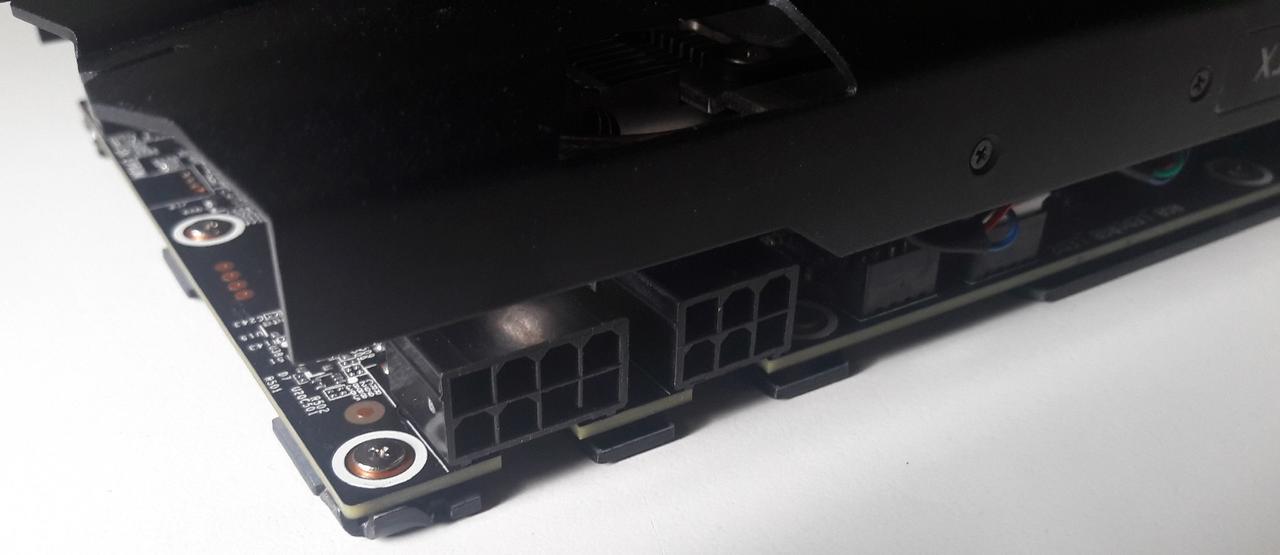 KFA2 GeForce GTX 1080 EXOC Stromanschluss  Bild © PCMasters.de