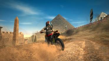 Motocross Madness Vorbei an den Pyramiden
