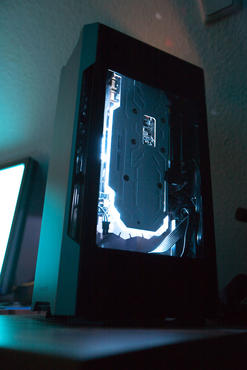  KFA2 GeForce GTX 1070 Ti EX-SNPR White RGB Beleuchtung