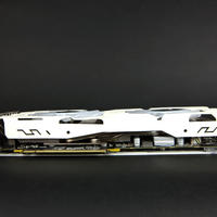  KFA2 GeForce GTX 1070 Ti EX-SNPR White unten, PCIE