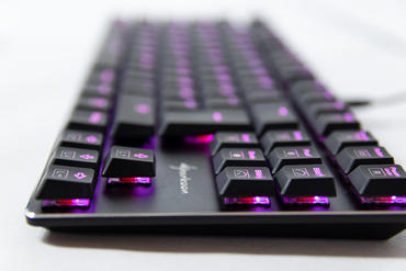 Sharkoon PureWriter und PureWriter TKL Closeup