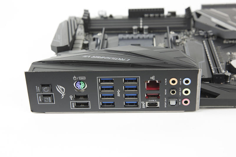 ASUS ROG Crosshair VII Hero IO Ports ASUS ROG Crosshair VII Hero IO Ports