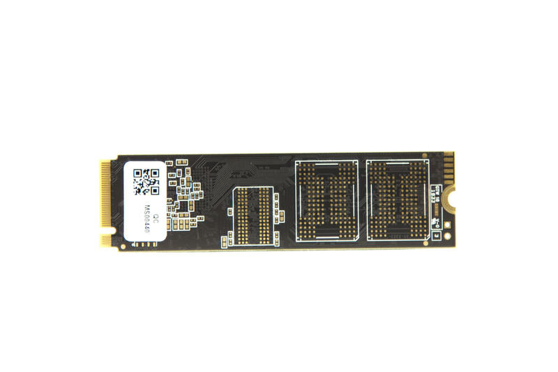 Crucial P1 SSD Crucial P1 SSD