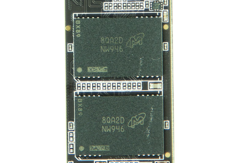 Crucial P1 SSD Crucial P1 SSD