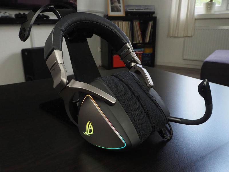 ASUS ROG Delta ASUS ROG Delta