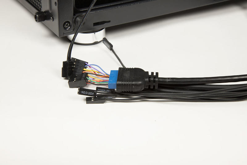Kolink Citadel I-O-Kabel
