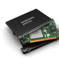 Samsung enthüllt PM1733 PCIe 4.0 SSD mit bis zu 8 GB/s und 30TB Kapazität