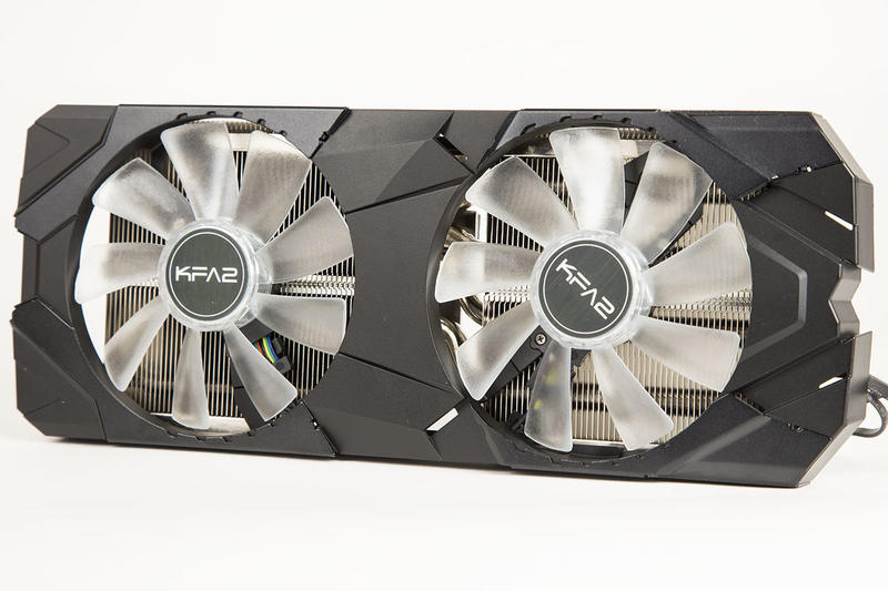 KFA2 GeForce RTX 2070 Super EX Lüfter oben KFA2 GeForce RTX 2070 Super EX Lüfter oben