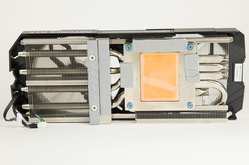 KFA2 GeForce RTX 2070 Super EX massiver Kühler KFA2 GeForce RTX 2070 Super EX massiver Kühler