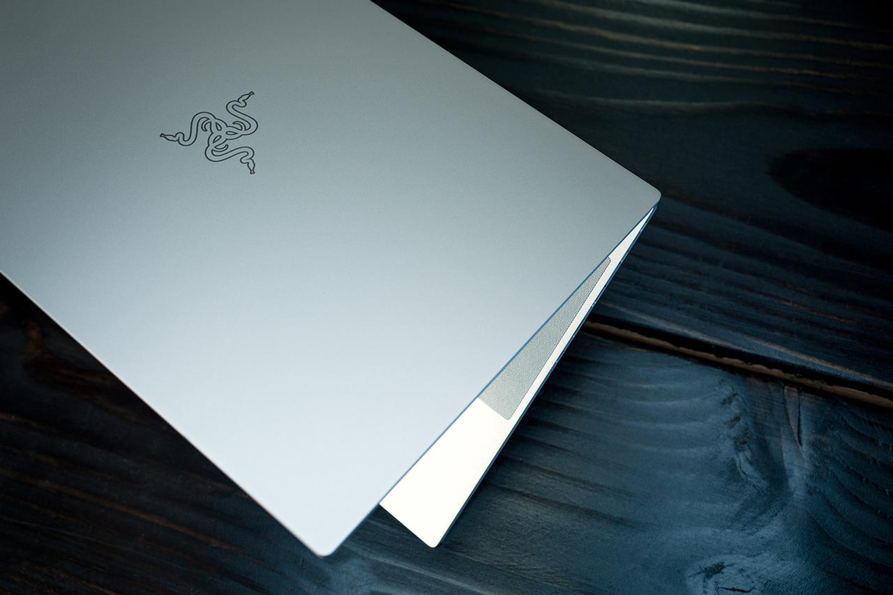 Razer Blade 15 Studio Edition kaufen  Bild © Razer