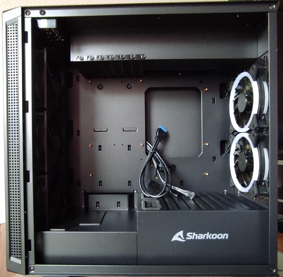 Sharkoon Rev220  Bild © PCMasters.de