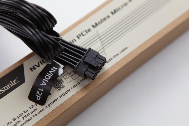 NVIDIA 12-pin PCIe-Stromstecker NVIDIA 12-pin PCIe-Stromstecker