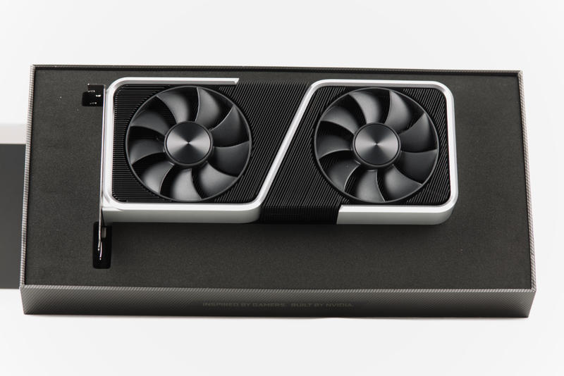 Nvidia GeForce RTX 3060 Ti Founders Edition - Karte verpackt Nvidia GeForce RTX 3060 Ti Founders Edition - Karte verpackt