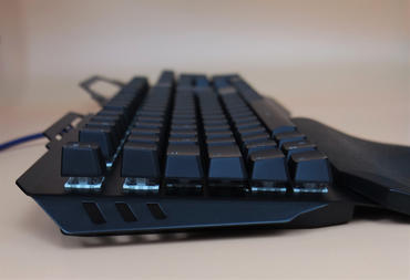 Nedis Mechanische Gaming-Tastatur Seitenprofil