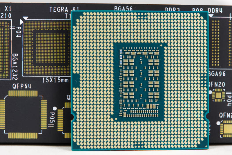 Intel Core i5-11600KF Substrat Rückseite Intel Core i5-11600KF Substrat Rückseite