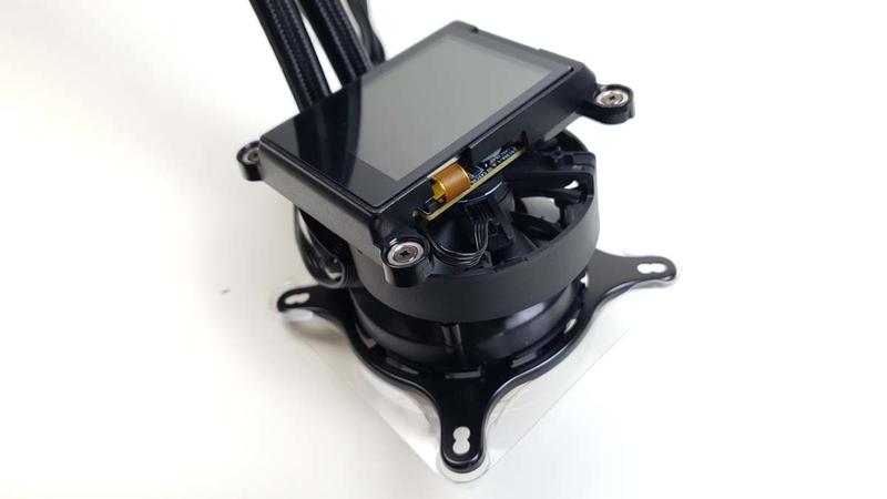 MSI-MPG-CoreLiquid-K360-BILD_Pump03 MSI-MPG-CoreLiquid-K360-BILD_Pump03