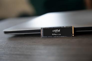 Crucial P5 Plus NVME SSD steht zum Kauf bereit