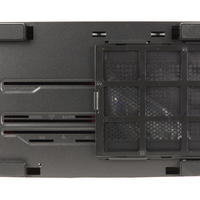 NZXT H210i - Unten, inkl. Filter