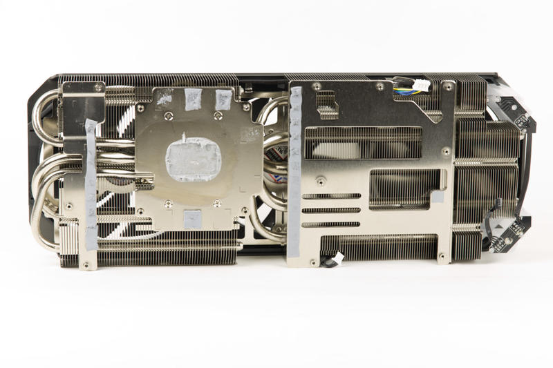 PowerColor Radeon RX 6900 XT Red Devil Ultimate - Kühler PowerColor Radeon RX 6900 XT Red Devil Ultimate - Kühler
