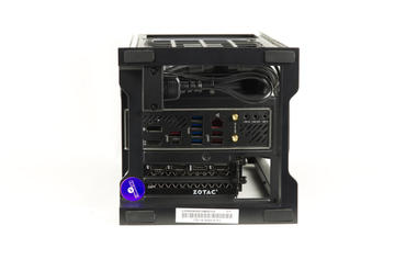 NZXT H1 Systemzusammenbau - unten