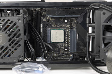 NZXT H1 Mainboard-Einbau