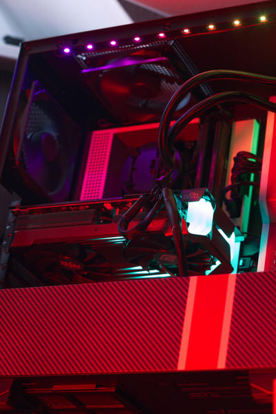 PowerColor Radeon RX 6600 Hellhound im System PowerColor Radeon RX 6600 Hellhound im System