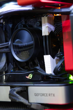 Acer Predator Talos 32GB Kit im System