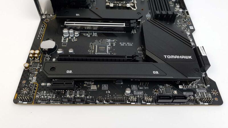 MSI-MAG-B660-Tomahawk-WIFI-DDR4-Bild04 MSI-MAG-B660-Tomahawk-WIFI-DDR4-Bild04