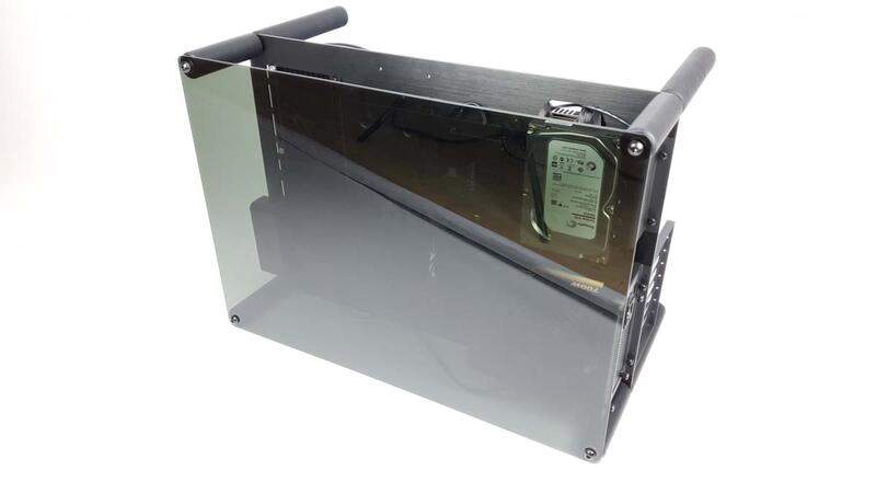 RAIJINTEK-PAEAN-Benchtable-Showcase-Bild02 RAIJINTEK-PAEAN-Benchtable-Showcase-Bild02